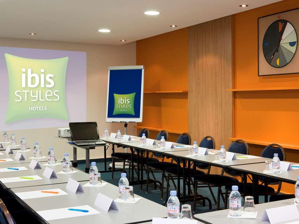 Ibis Styles Nancy Centre Gare Otel Konforlar fotoğraf